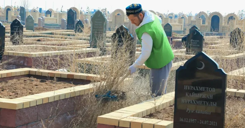 Правила погребения и уход за могилами: новые требования в Казахстане