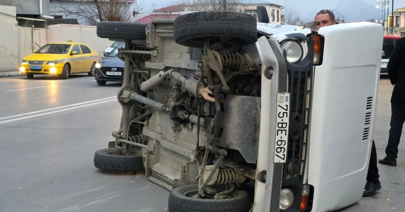 Naxçıvanda maşın aşdı