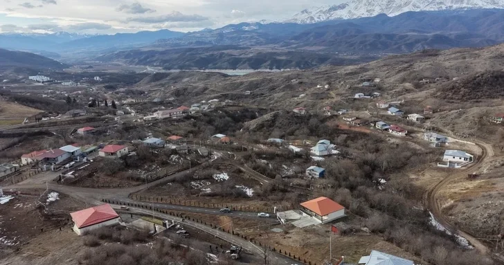 Масштабная реконструкция в Агдеринском районе: 19 семей уже вернулись в Хейвалы