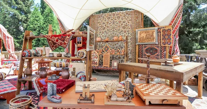 Как Азербайджан будет развивать национальную культуру?