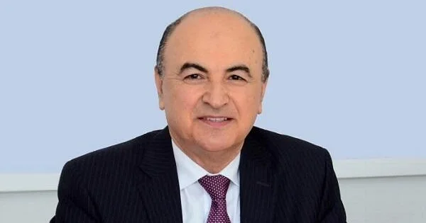 Rektorun elmi adı hansı səbəbdən ləğv edilib?