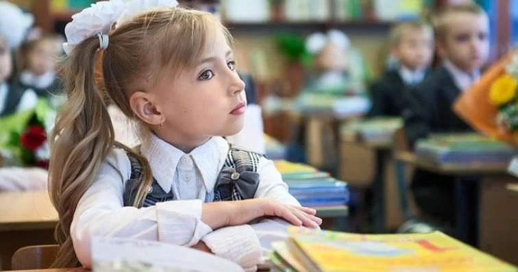 Bu liseydə rus sektoru bağlandı, SIRA məktəblərdə?