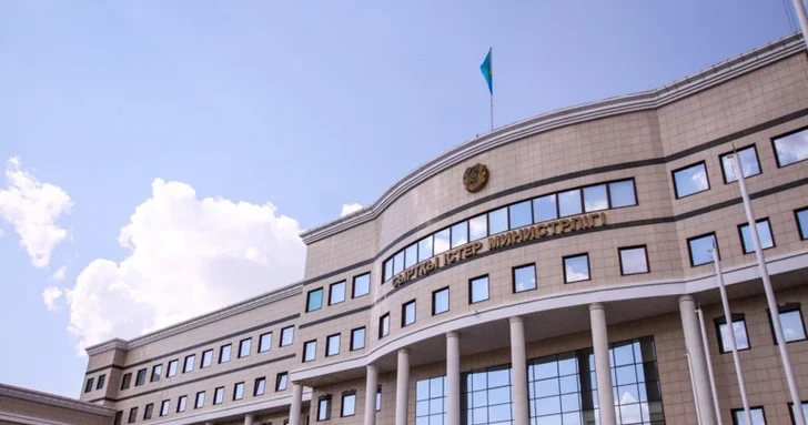 МИД Казахстана выразил тревогу из за атак дронов на нефтяные танкеры в Черном море