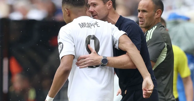 Mbappe “Barselona”ya uduzacaqları təqdirdə Alonsonun qovula biləcəyindən şübhələnirmiş