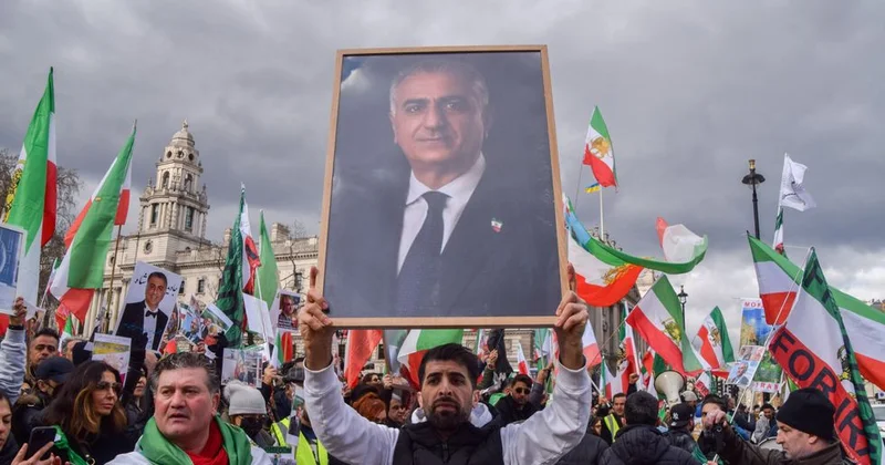 Pəhləvi hansı yolla GERİ QAYIDIR? KONKRET