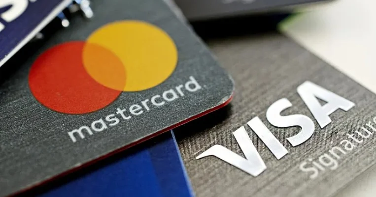 Visa və Mastercard kartlarının fərqi nədir?