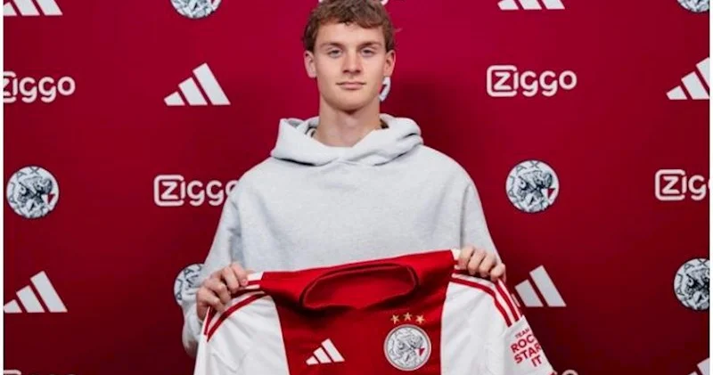 İbrahimoviçin oğlu “Ayaks”la müqavilə imzaladı