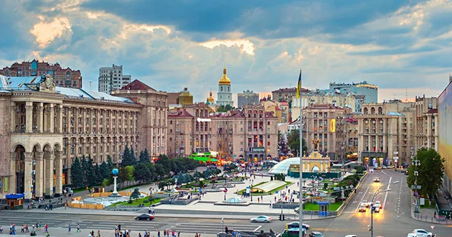 Ukraynada fövqəladə vəziyyət elan edildi: Ölkə kritik durumda