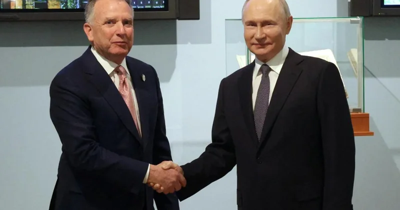 Uitkoffun 7 ci səfəri O, bu dəfə Putinə nə təqdim edəcək?