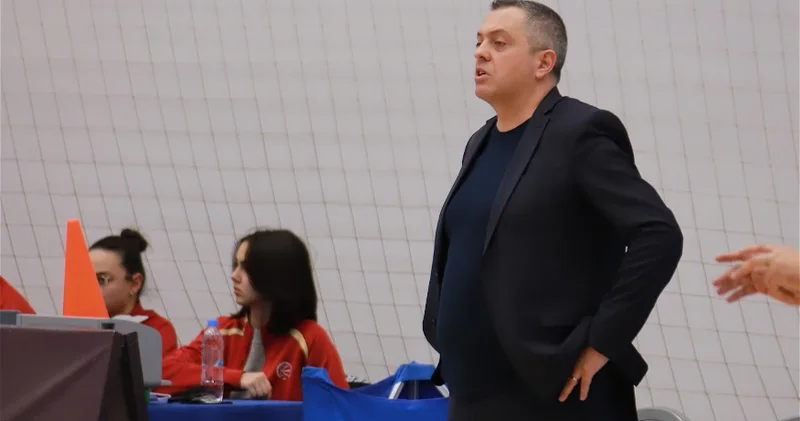 Шеки лимит не помешал, а Сарыев отметил нехватку местных