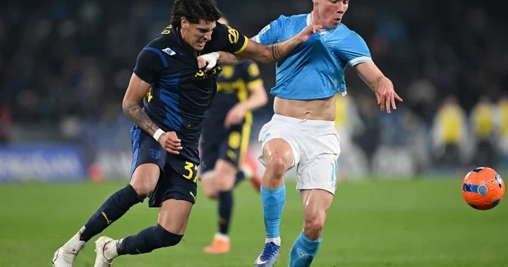 Наполи не смог обыграть Парму в перенесенном матче Серии А