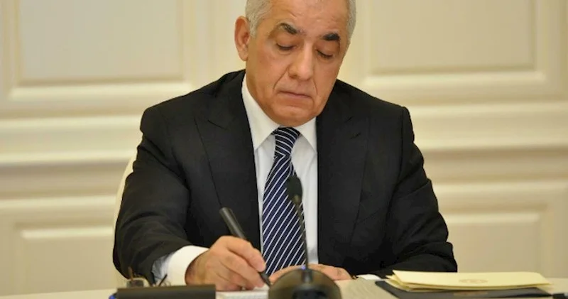 Əli Əsədov sərəncam imzaladı