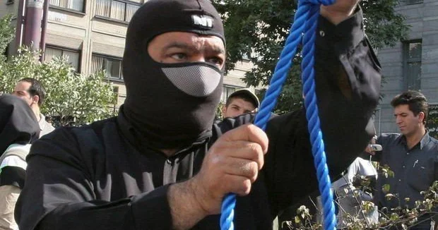 Bu gün İranda EDAM GÜNÜDÜR