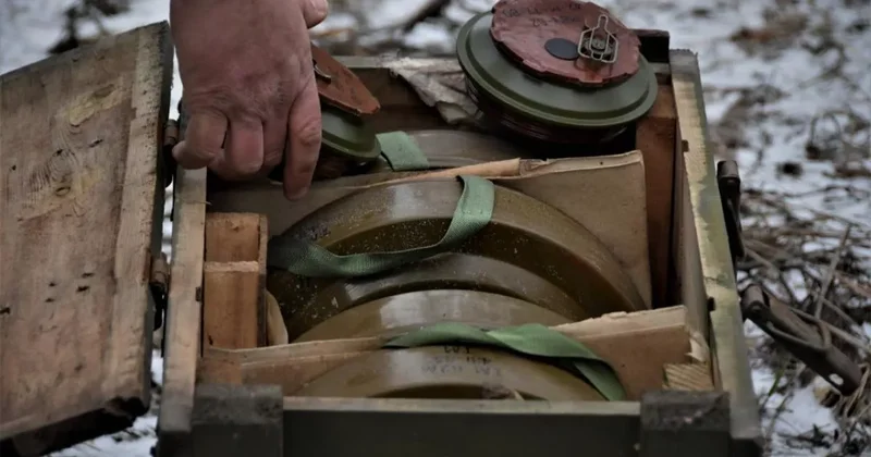 Министр обороны: Финляндия приступает к производству противопехотных мин