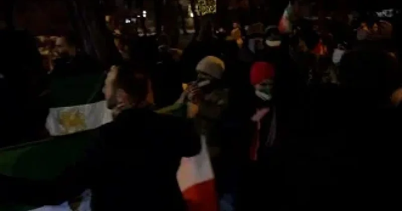 Иранцы в Ереване: Плачь, Пехлеви идет видео