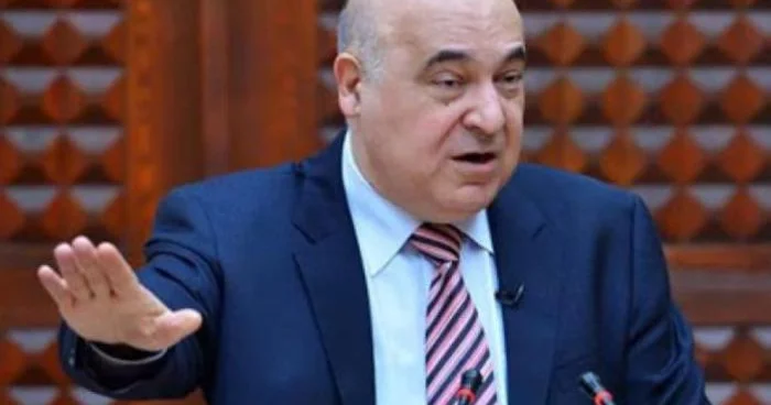 Çingiz Abdullayev: “Yazıçılar Birliyinə üzvlük üçün pul yığılır deyə utanıram…”