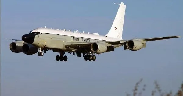 ABŞ ın 6 hərbi təyyarəsi Qətərdən havalandı Foto