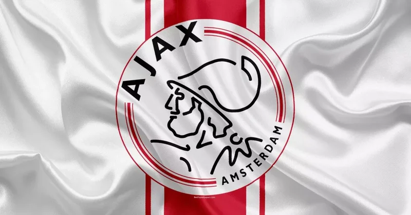 Сын Ибрагимовича игрок Аякса