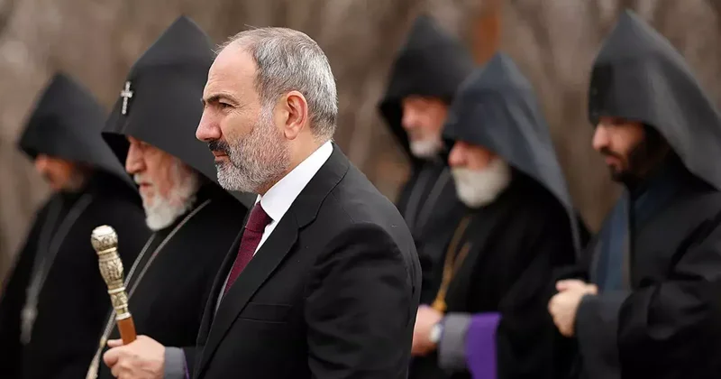 Kilsə Paşinyan qarşıdurması böyüyür Baş nazirə ittihamlar irəli sürüldü