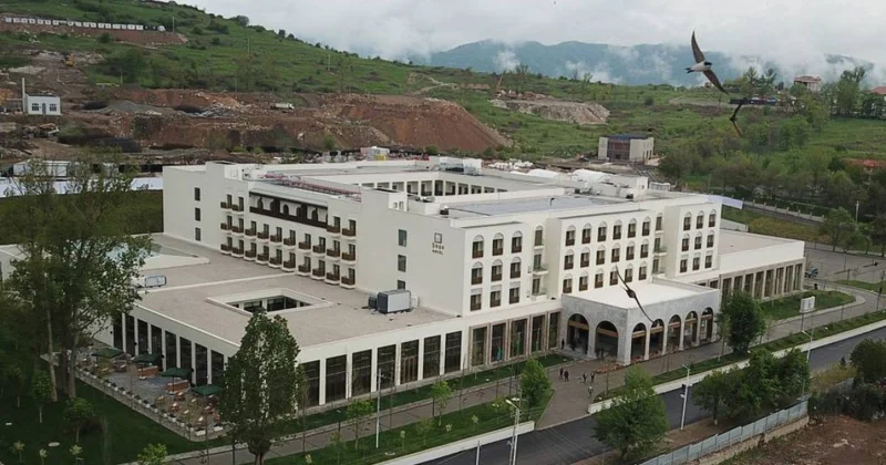 Президент утвердил механизм передачи конгресс центра Шуша