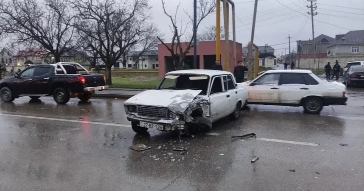 Цепная авария в Хачмазе, есть пострадавший