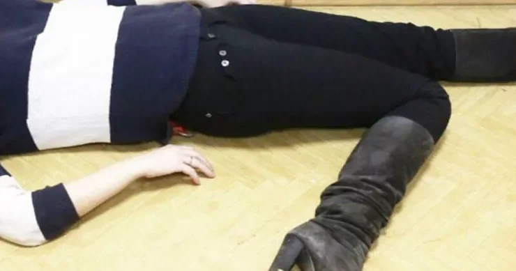 Yeni il gecəsi tanış olduğu qızı öldürüb meyitini divarın içində gizlətdi