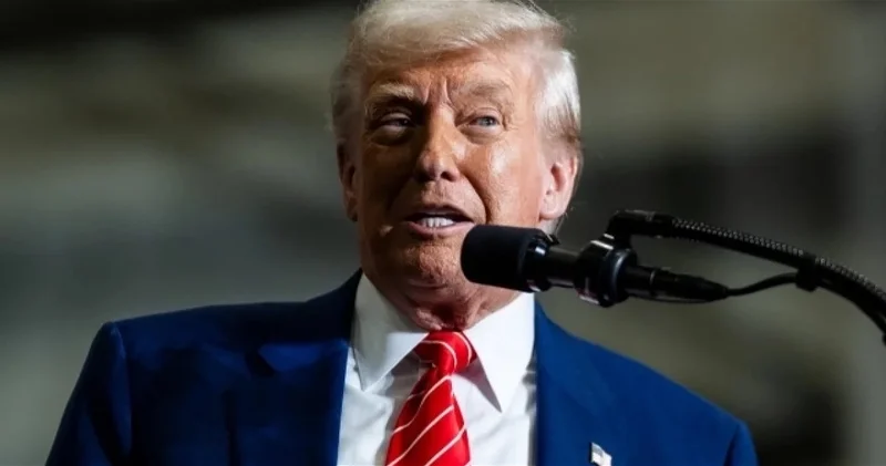 Трамп обматерил и показал средний палец работнику завода Ford