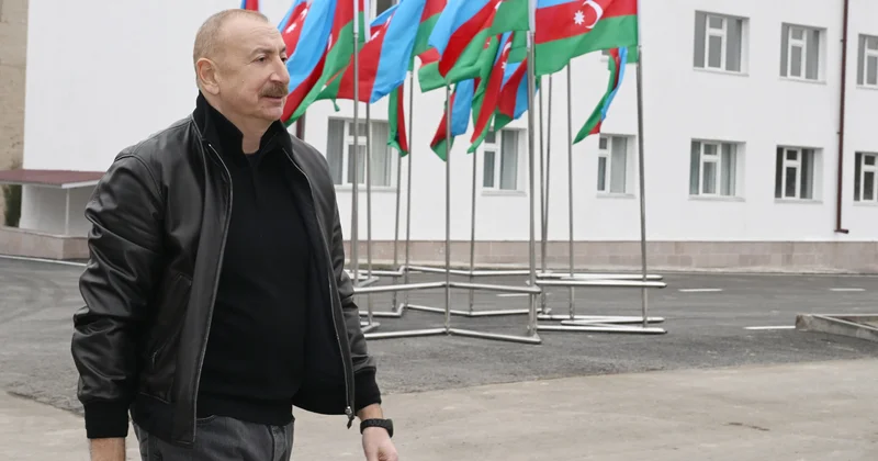 Deputat: “Prezident İlham Əliyev dünyaya nümunə göstərir”