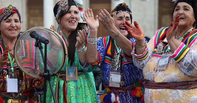 2976 cı ili qarşıladılar Fotolar