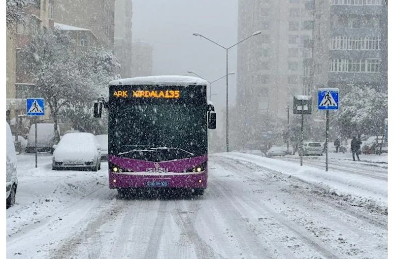 Bakıya yağış, rayonlara qar yağaca Yollar buz bağlayacaq