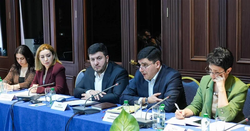 Представители инициативы Мост мира встретились с официальными лицами Армении и подвели итоги круглого стола ФОТО