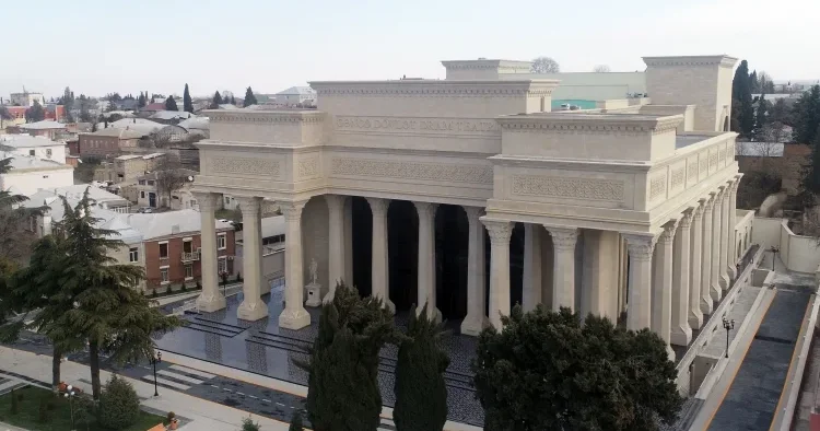 Gəncə Dram Teatrına yeni direktor təyin edildi FOTO