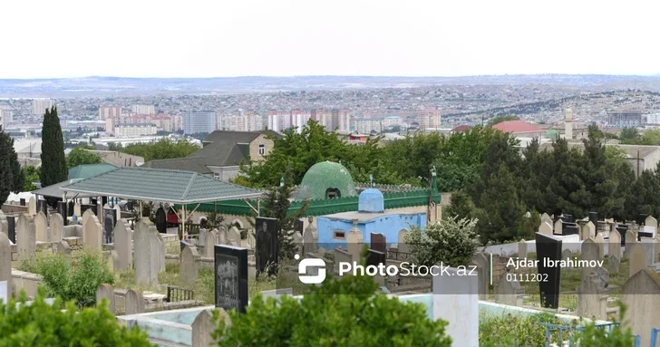 Рост цен коснулся кладбищ: где в Баку похоронить близких дороже всего