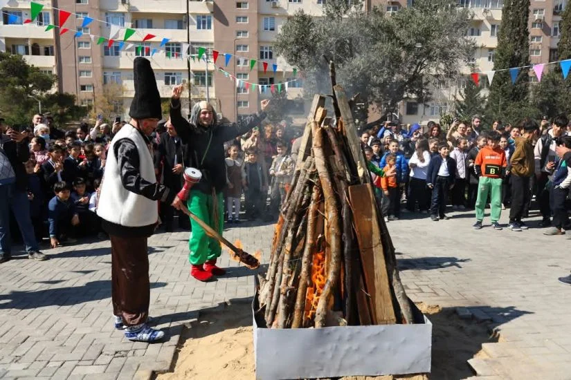 Xətai rayonunda abad məhəllədə Novruz şənliyi təşkil olunub