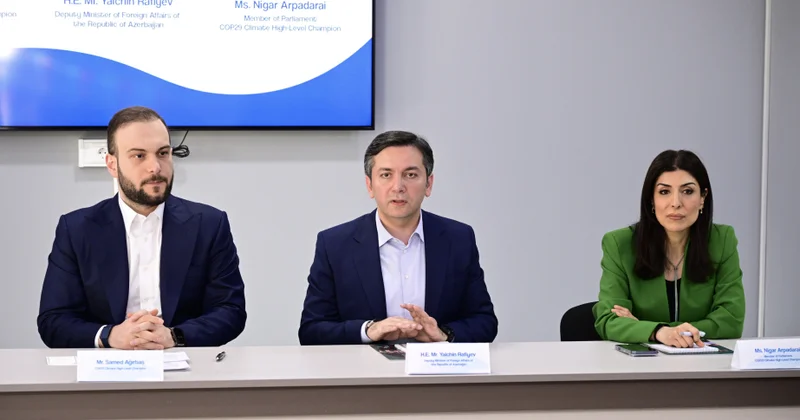 “COP31: Antalyaya yol”: COP31 in iqlim üzrə yüksəksəviyyəli çempionu gənclərlə görüşüb