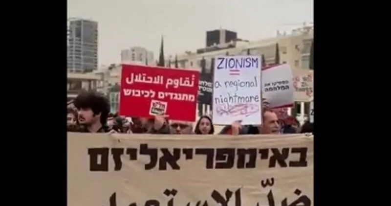 Təl Əvivdə İranla müharibəyə qarşı etiraz aksiyası keçirilib