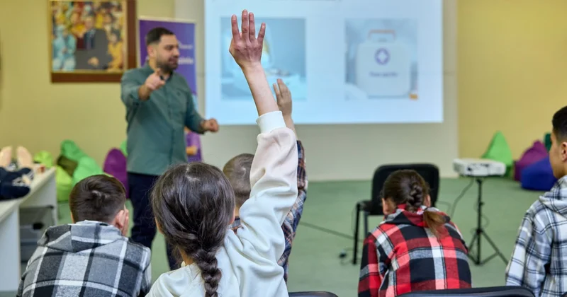 Gələcək sizinlə başlayır! öyrən, böyü, paylaş Azercell dən nümunəvi addım
