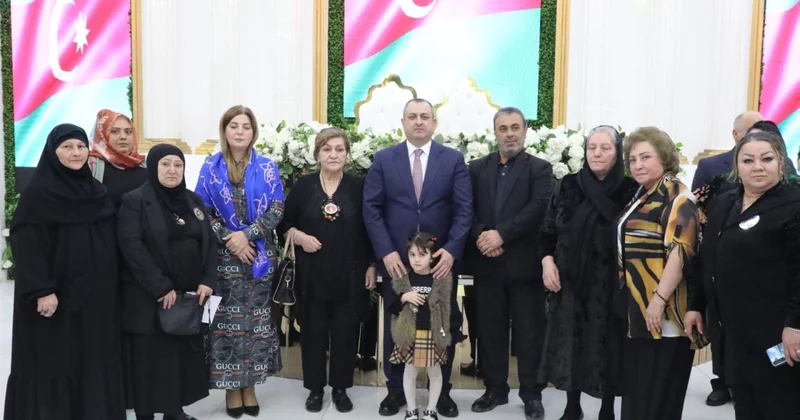 Suraxanı rayonunda iftar süfrəsi açılıb FOTOLAR