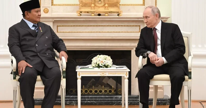 Самовар и Боробудур: символичный обмен подарками между лидерами России и Индонезии