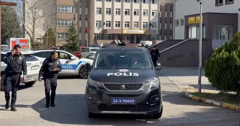 В Турции вооружённый ученик напал на лицей ВИДЕО