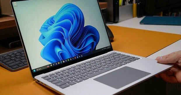 Все компьютеры Microsoft подорожали