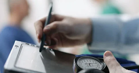 Tibbi sığortada böyük dəyişiklik: Xidmətlər daha əlçatan və keyfiyyətli olacaq