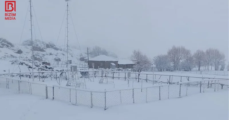 Şimal bölgəsinə qar yağıb FOTO VİDEO