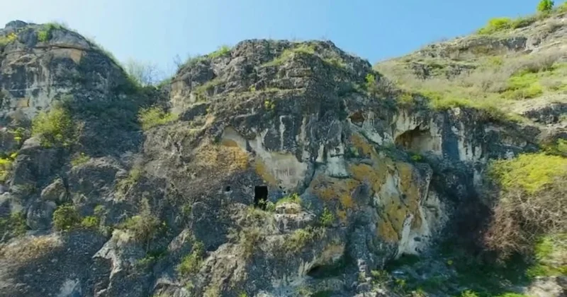 Avey qoruğunun abidələri: Keçmişin daş yaddaşı, gələcəyin milli sərvəti