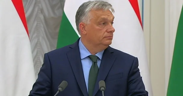 Орбан выступил с обращением после поражения своей партии на выборах