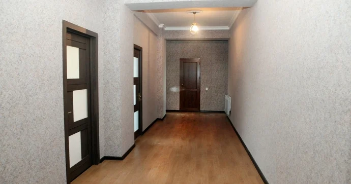 Kirayə mənzilləri kimlər və necə bahalaşdırır?