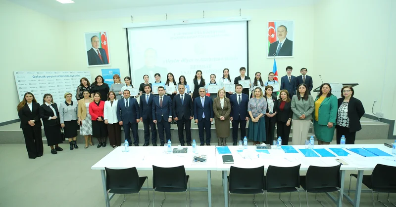 Binəqədidə “Heydər Əliyev və Azərbaycan tarixi” mövzusunda elmi praktik konfransı keçirildi FOTOLAR