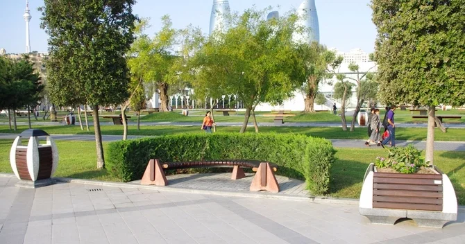 Bakıda bu ərazidə söküntü aparılır Yeni park salınacaq