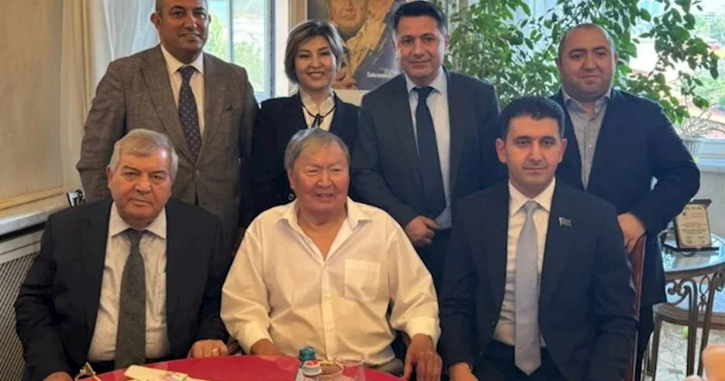 Oljas Süleymenov Azərbaycan nümayəndə heyətini şəxsi mənzilində QƏBUL ETDİ FOTOLAR