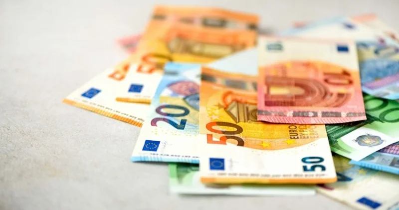 Avro və rubl qalxdı, dollarla bağlı VACİB XƏBƏR MƏZƏNNƏ